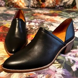 Madewell Brady Lowcut Booty. Black leather. Size 8.5.